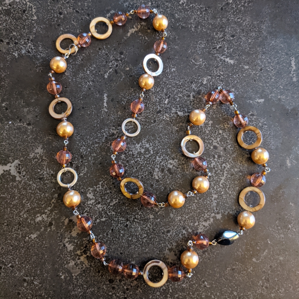 Beaded necklace